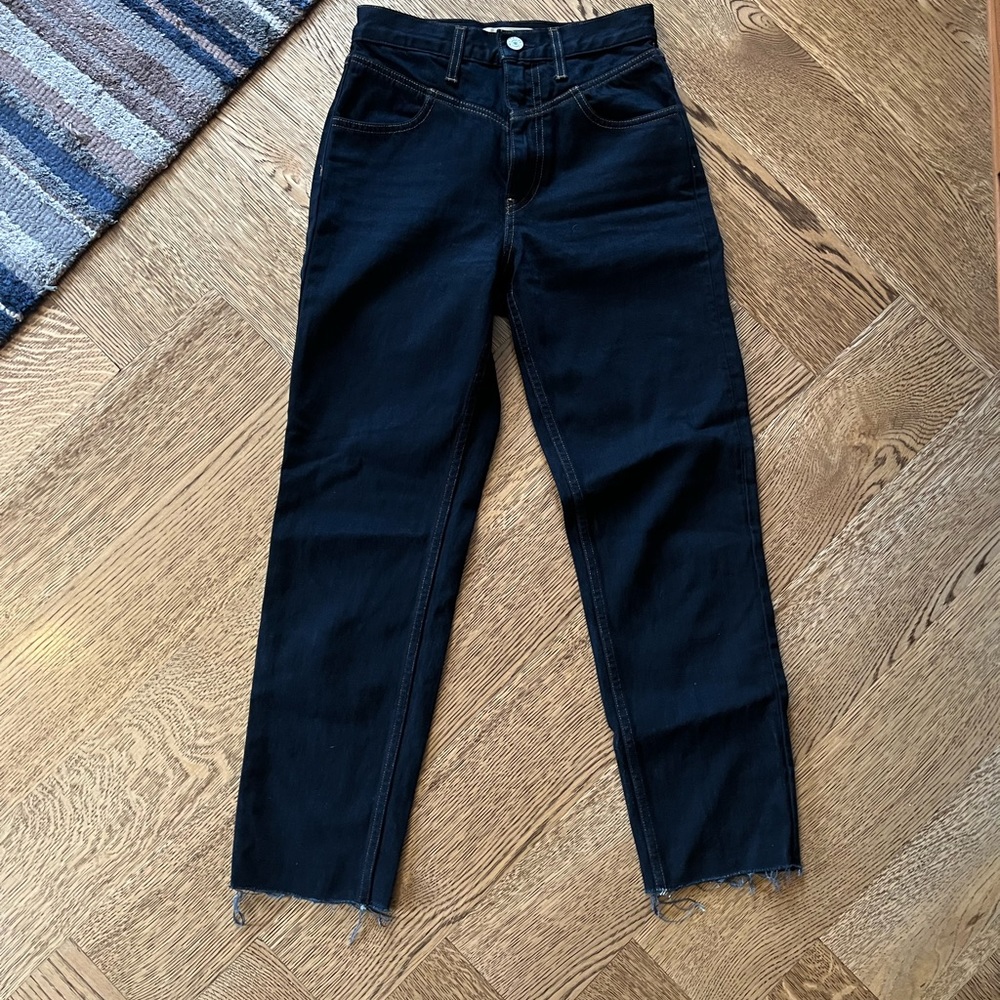 Trave dark wash jeans! Only worn once 💙